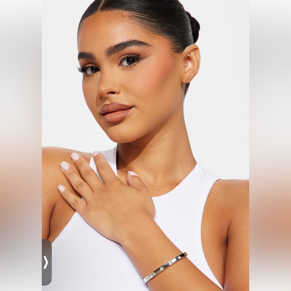 New Designer Silver Rhinestone Bracelet
